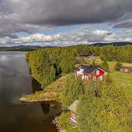 Villa Aattu